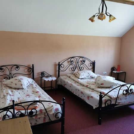 Pensiunea Lacul Albesti Albestii Paminteni Rom bilde